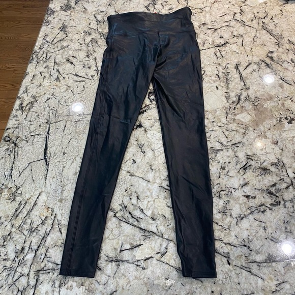 Spanx Faux Leather Leggings Size M‎ - Picture 6 of 12